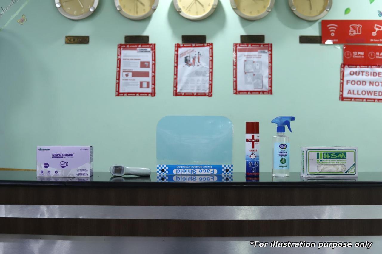 Hotel Vaccinated Staff - Oyo 15973 F Square Kochi Exteriér fotografie